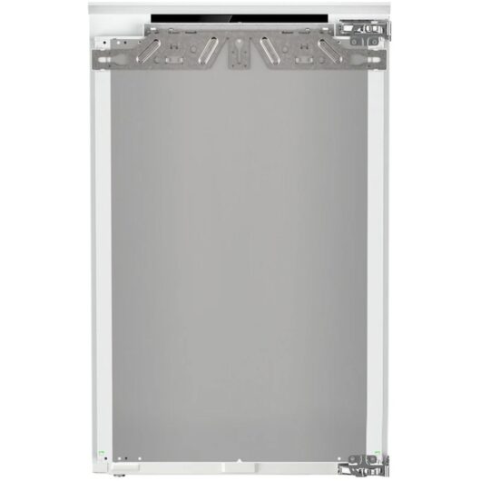 Liebherr Pure IRE3900 Fully Integrated Larder Fridge with Easy Fresh